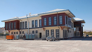 Afşin Gençlik Merkezi Açılışa Hazırlanıyor