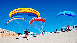 Antalya'da yamaç paraşütü kazası