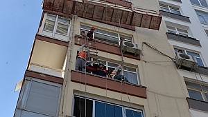 Bina Dış Cephesinde Mahsur Kaldılar
