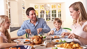 ÇOCUĞUNUZU SAĞLIKLI BESLEMENİN PÜF NOKTALARI