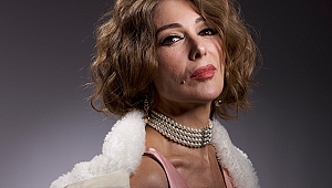 DİLLERE DESTAN AŞKI BAŞLATAN O ŞARKI