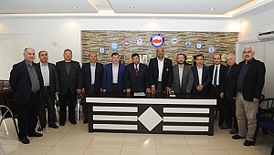 'Dini ve din adamını siyasete alet etmeyin!'