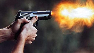 Evinin Önünde Silahlı Saldırıya Uğrayan Kişi Öldü