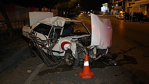 Kaza Sonrası Hurdaya Dönen Araçtan Sağ Çıktı