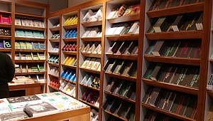 KOÇ ÜNİVERSİTESİ YAYINLARI’NIN İLK KİTABEVİ BEYOĞLU’NDA AÇILDI