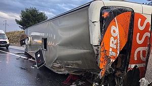 Mersin'de yolcu otobüsü devrildi: 20 yaralı