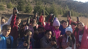 MİNİKLERİN FİDAN SEVGİSİ