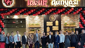 Tavuk Dünyası yeni restoranıyla şimdi de Manisa’da