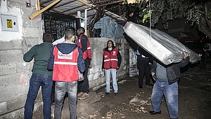 Türk Kızılayından Reyhanlı'daki sel mağdurlarına yardım