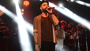 TÜRKMEN'DEN MUHTEŞEM PERFORMANS