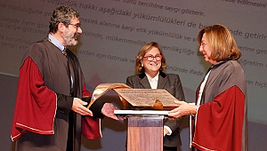 “Yeni rektörümüz üniversitemiz ve ülkemiz için büyük kazançtır”