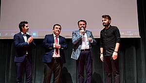 YENİDEN DİRİLİŞE BİR TUTKUM VAR