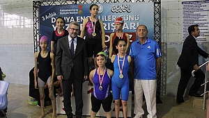 3 ARALIK DÜNYA ENGELLİLER GÜNÜ YÜZME YARIŞLARI DÜZENLENDİ