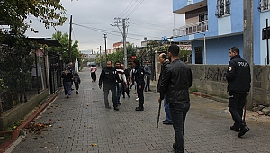 Adana'da taşlı sopalı kavga: 2 yaralı