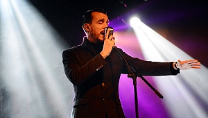 Cem Adrian Jolly Joker'de Sahneyi Salladı