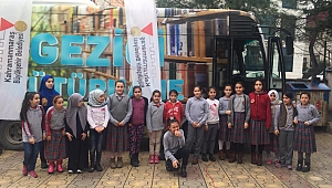 GEZİCİ KÜTÜPHANE OSMANGAZİ ORTAOKULU’NDA