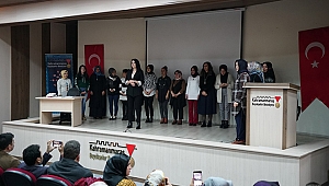 İŞARET DİLİ KURSUNDA KAYNAŞMA