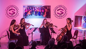 KADIN HAKLARI GÜNÜNDE ANLAMLI KONSER