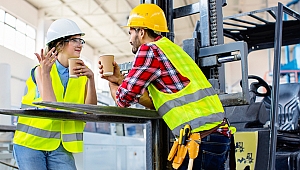 Küçükler 2.500 TL, Büyükler 300.000 TL harcıyor