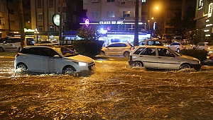 Mersin'de sağanak hayatı olumsuz etkiledi