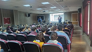 Öğrencilere güvenli internet anlatıldı