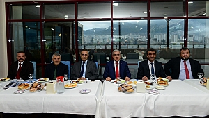 Rektör Prof. Dr. Niyazi Can ve Üniversitemiz Yönetimi, Basın Mensuplarıyla Bir Araya Geldi