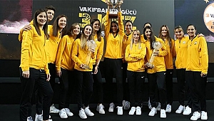 Şampiyon VakıfBank basınla buluştu