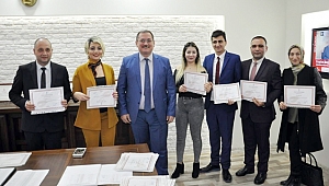 Turizm Sektörü Çalışanlarına Eğitim Belgeleri Verildi