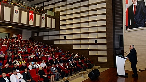 Üniversitemizde “Yaşlanan İnsan ve Toplum” Konulu Panel Düzenlendi