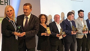 ZELİHA SUNAL’A ANLAMI BİR ÖDÜL