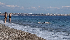 Zirvede kar, sahilde deniz keyfi