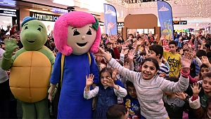 İbi ile Tosisanko Park Avm’de Çocuklarla Buluştu