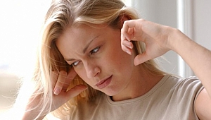 KULAĞINIZ ÇINLIYORSA NEDENİ NİKOTİN VEYA KAFEİN OLABİLİR