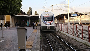 RAYLARA DÜŞEN KİŞİ HAYATINI KAYBETTİ 