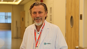 1 saatlik yemekte, 300 kere yutuyoruz