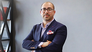 Göğüs dikleşitrme mi yoksa implant mı?