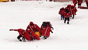 Kahramanmaraş’ta kurtarma ekipleri harekete geçti!