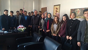 Lise öğrencilerinden İlçe Emniyet Müdürlüğüne ziyaret