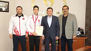 Milli Sporcumuz Eskrim Epe şampiyonasında 3. Oldu