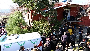 Yaşlı çift evlerinde ölü bulundu