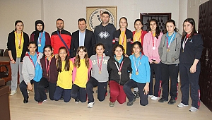 Yıldız bayan basketbol takımımız grup ikinciliğini kazandı