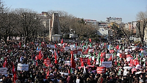 10 bin kişi Sultanahmet Meydanı'ndan dünyaya seslendi