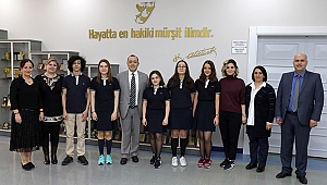 Sanko Münazara takımı finale yükseldi