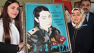 Şehit annesine anlamlı hediye