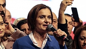 İmamoğlu Kaftancıoğlu ve 55 il başkanıyla ortak açıklama yapıyor