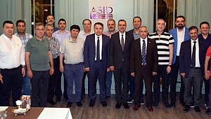 Sağlık Sektörü Yöneticileri Asid’in İftarında Bir Araya Geldi