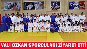 Vali Özkan Batıpark’ta incelemelerde bulundu