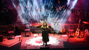 ALTINOLUK, SERTAB ERENER İLE MÜZİĞE DOYDU