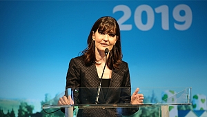 Plajda süzülenlerin peyniri: Lezzetli, hafif ve besleyici “Sütaş Süzme Form”