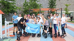 Zıplayarak Stres Attılar